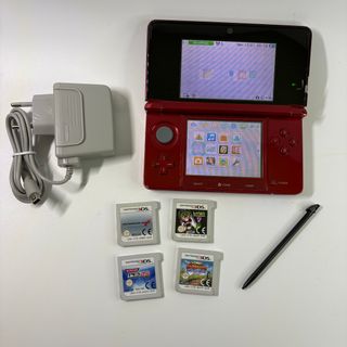 Nintendo 3DS Rosso con 4 Giochi e accessori