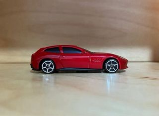 Burago: Ferrari GT4C Lusso