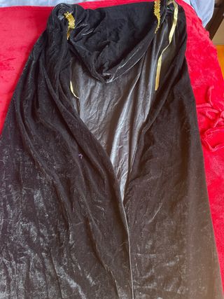 Capa Carnaval Negra Terciopelo Dorado