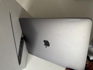 MACBOOK PRO 13 TOUCHBAR