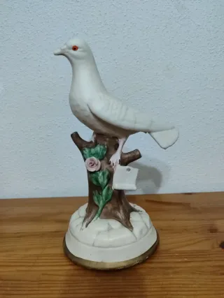 Figura Paloma