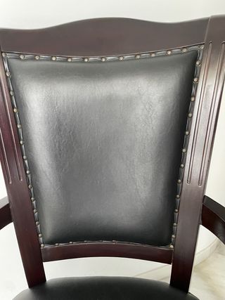 Elegante silla de escritorio clásica