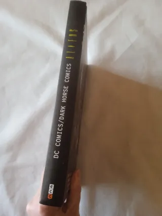 DC Comics/Dark Horse Comics: Aliens