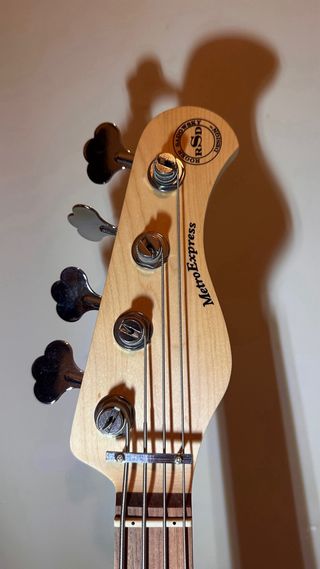 Bajo Sadowsky Metroexpress 4 cuerdas Rojo