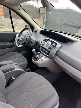 Renault Scenic 1.9 dci