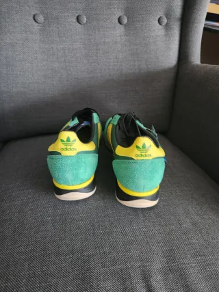 Zapatillas Adidas SL72 Talla 40 Verde/Amarillo.