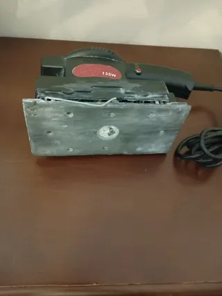 Lijadora orbital 135W