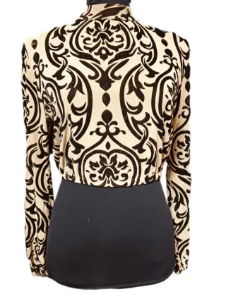 Blusa estampada beige y negra