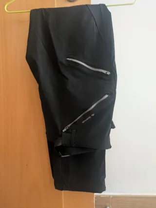 Pantalón travesía mujer negro T40 Quechua