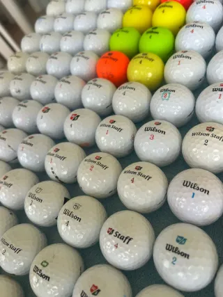 134 BOLAS DE GOLF WILSON STAFF Y WILSON