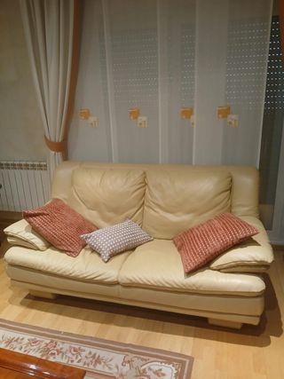 SOFA DE PIEL NATUZZI