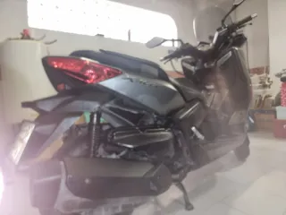 Yamaha X-Max 400 Maxiscooter