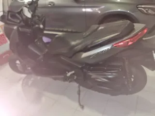 Yamaha X-Max 400 Maxiscooter