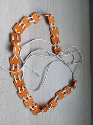 Cinturones fantasía marrón y naranja