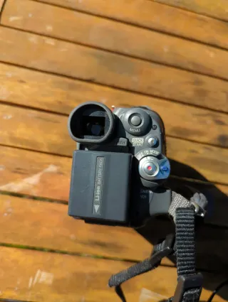 Videocámara Panasonic NV-G810 Roja