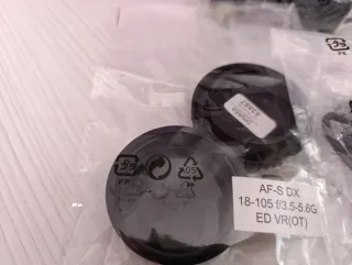 Cámara Nikon D3200 + Bolsa y Accesorios