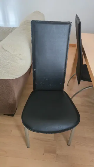 Seis sillas de comedor negras