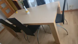 Seis sillas de comedor negras