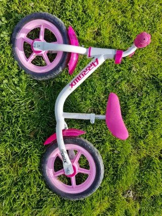 2 Bicicletas Infantiles sin Pedales