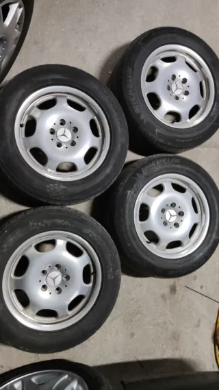 Llantas Mercedes W220