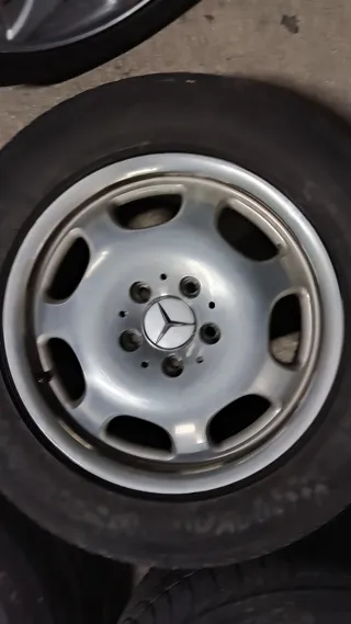 Llantas Mercedes W220