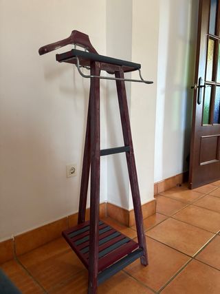 Galan de noche madera y metal