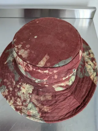 Cappello con fantasia