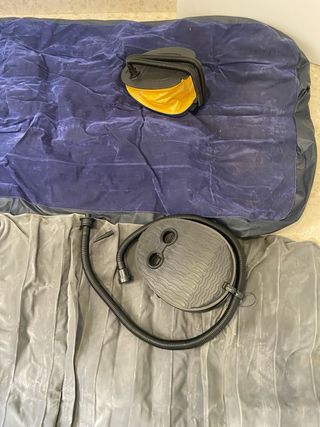 2 Colchones Hinchables y Saco Dormir