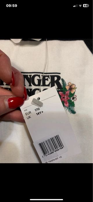 Top Stranger Things bianco con fiori