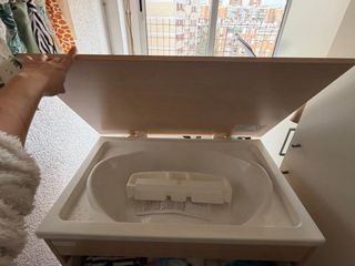 Mueble cambiador con bañera