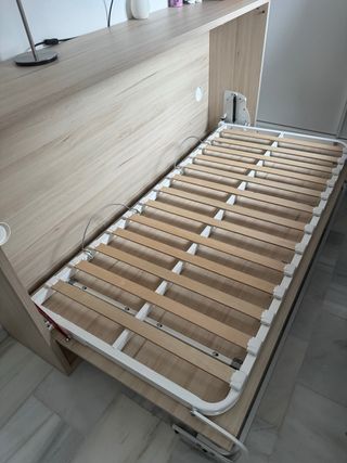 Cama Abatible Madera y Metal