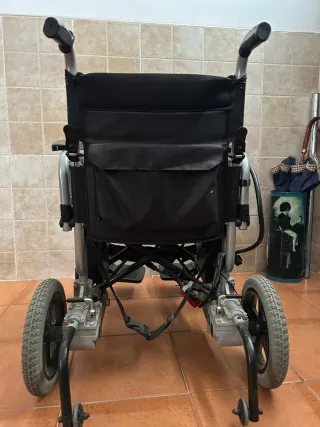 Silla de ruedas eléctrica medicalpro seminueva