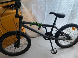 Bicicleta BMX B'Twin Wipe 500 20 pulgadas