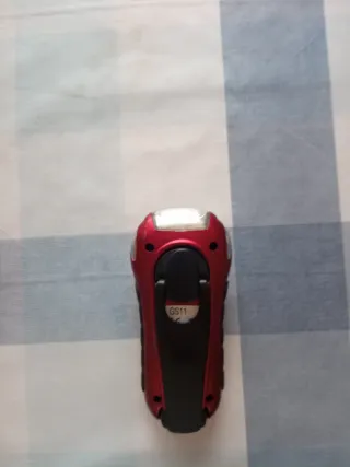 Linterna Carrefour Roja y Plateada