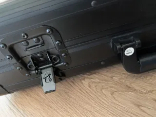 Controladora Traktor S3 de 4 canales+flight case