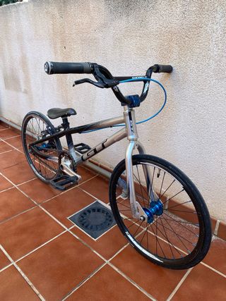 Bicicleta BMX Race GT Talla Micro