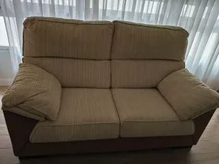 Sofá de 2 plazas
