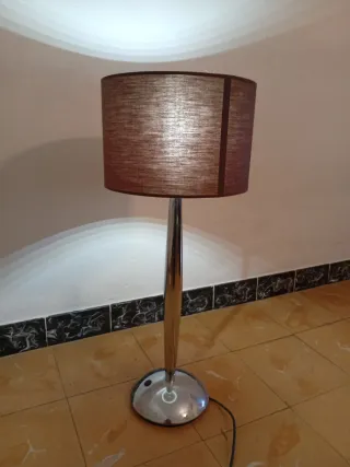 Lámpara de pie moderna
