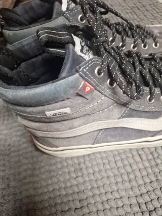 Zapatillas Vans Sk8-hi Mte-2 Gris