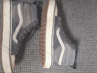 Zapatillas Vans Sk8-hi Mte-2 Gris