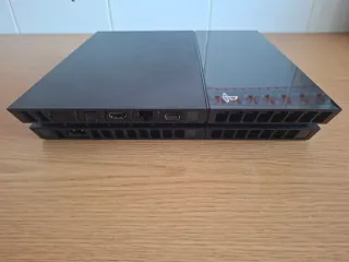 PS4 (PlayStation 4) Negra