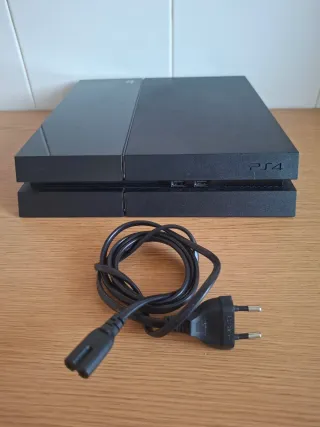 PS4 (PlayStation 4) Negra