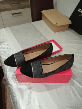 Manoletinas negras talla 40