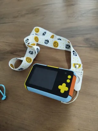 Cámara infantil con correa y funda