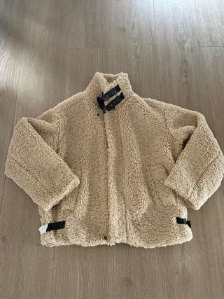 Chaqueta borrego oversize hombre beige