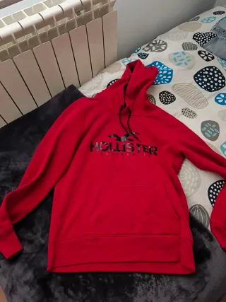 Sudadera Hollister Roja. Talla S