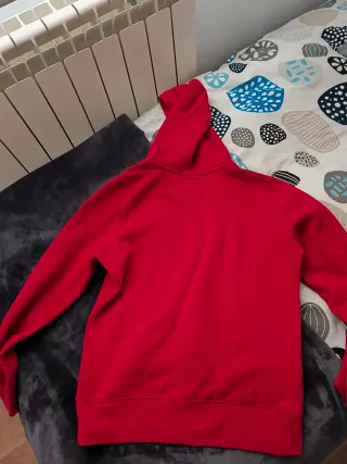 Sudadera Hollister Roja. Talla S