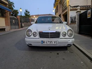 Mercedes-Benz Clase E 1998
