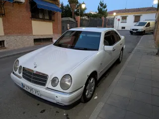 Mercedes-Benz Clase E 1998