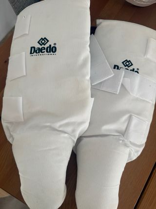 Pack Taekwondo Casco, Protecciones, chaleco...